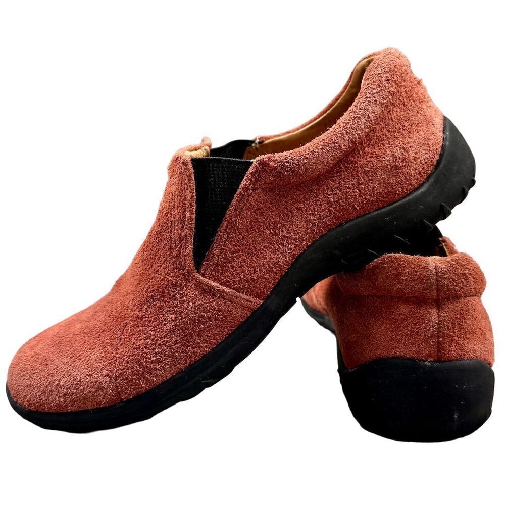 Tommy Bahama Women's “Take a Hike” Suede Loafers Slip-On Size 6.5 Casual Flats